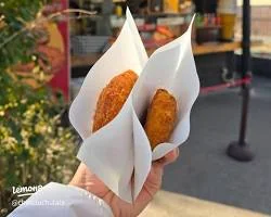 유후인 맛집 추천, 식사·간식·카페 3 유후인 유노쓰보 거리 금상고로케